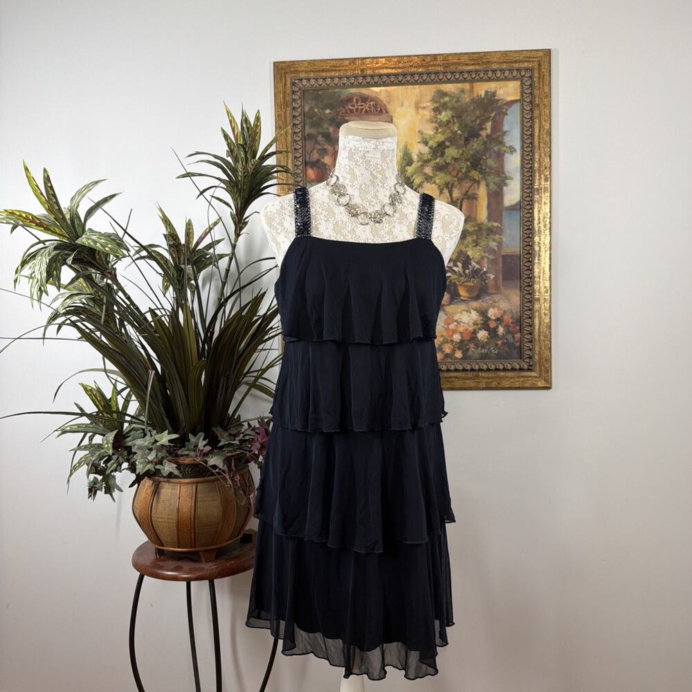 Enfocus Women' Petite 8P Black Tiered Ruffle Chiffon Sleeveless Party Dress Midi